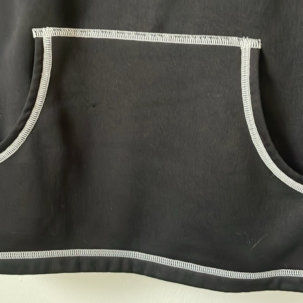 Black Fila with partial zip front size M 💯 polyester - Picture 5 of 9